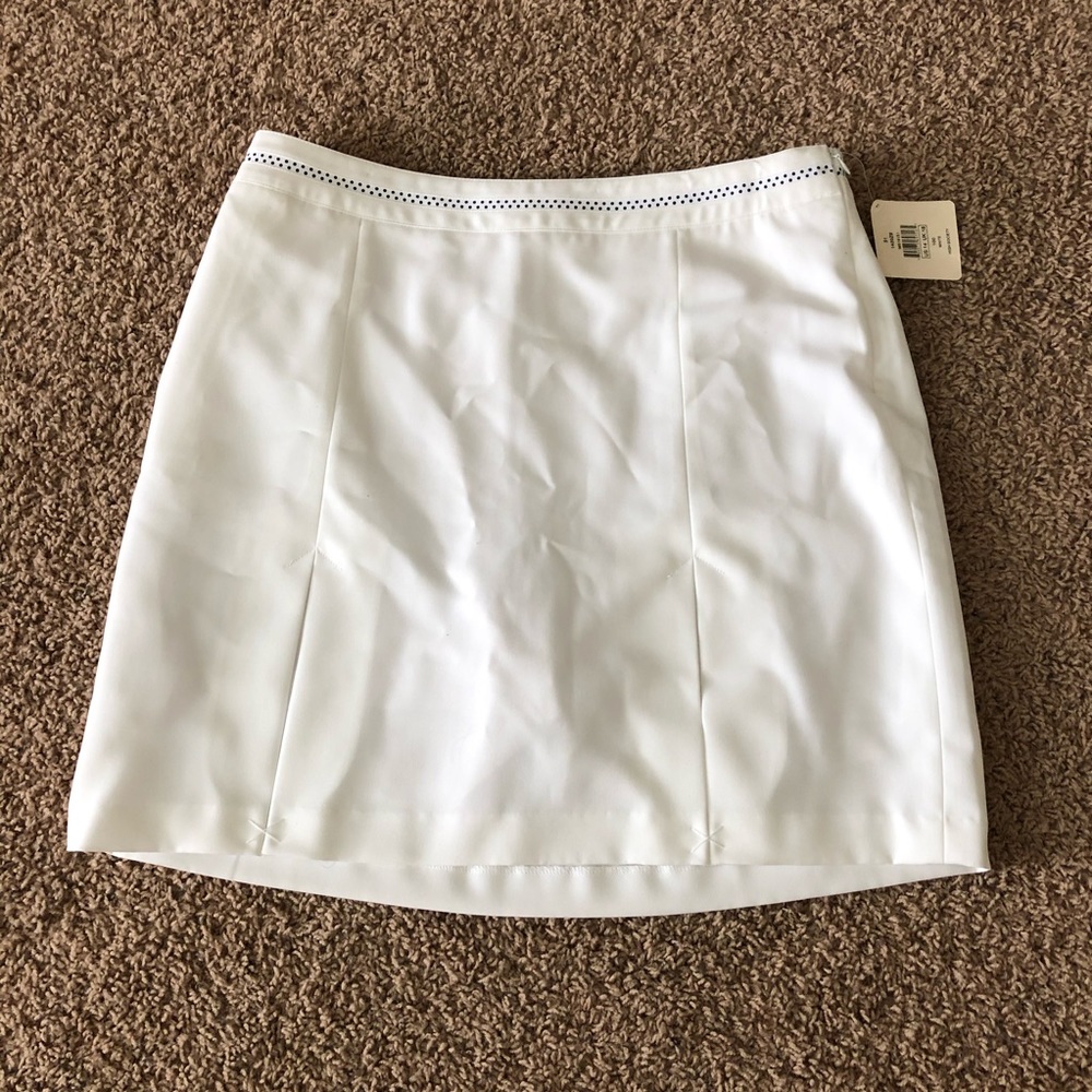 EP Pro High Society Skort w/Blue Dot Waist Detail